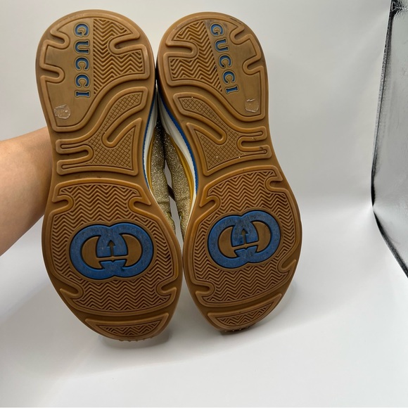 Gucci Ultraspace Sneakers - Picture 10 of 10